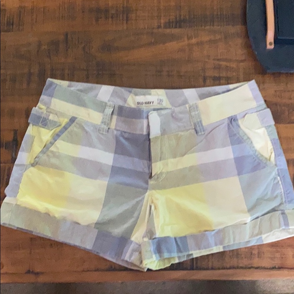 Old navy shorts